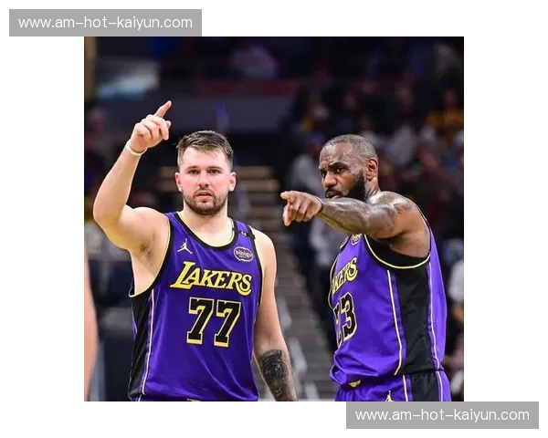 恩怨重燃！季后赛湖人vs掘金在线直播观看：詹姆斯与约基奇的终极博弈，谁能问鼎西决？